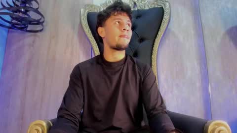 Snapshot of valentino_russo chatting on 19, 2, 2026 VALENTINO online show from 19, 2, 2026