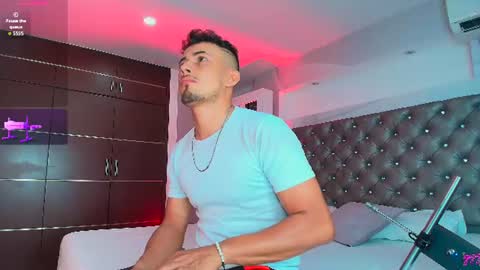 Snapshot of valentinos_ chatting on 23, 7, 2026 Valentinos online show from 23, 7, 2026