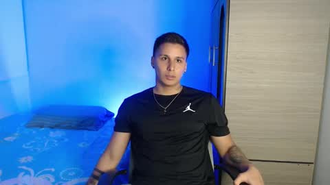 VALENTINO online show from 5, 1, 2026