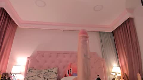 Vale Toro  online show from 19, 9, 2025