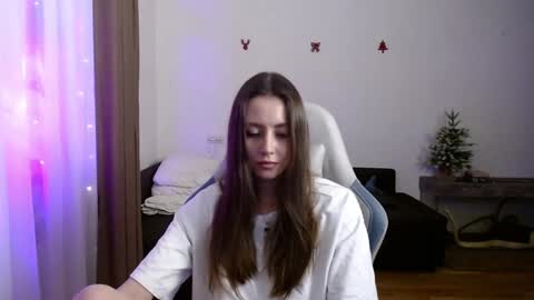 Snapshot of valents_cherry chatting on 3, 1, 2025 Valentina online show from 3, 1, 2025