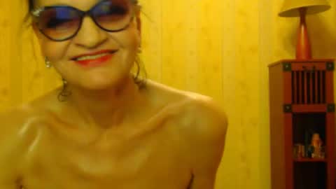 Snapshot of valenttijm3851 chatting on 8, 2, 2025 valentijm online show from 8, 2, 2025