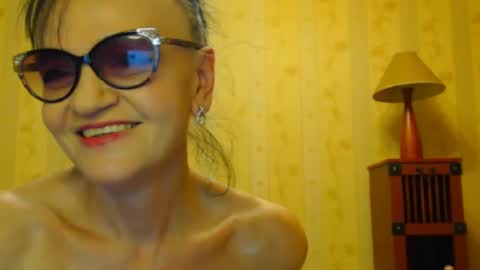 Snapshot of valenttijm3851 chatting on 5, 3, 2025 valentijm online show from 5, 3, 2025