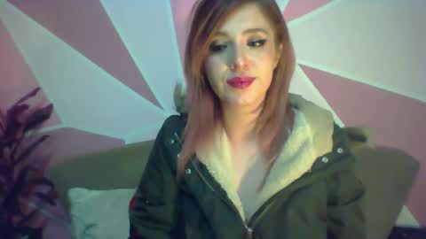 Valeri Cove online show from 30, 1, 2025