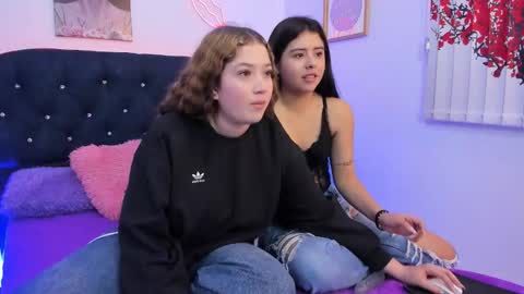 Valeria and Zoe online show from 27, 2, 2026
