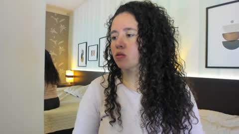 Valeria online show from 1, 2, 2025
