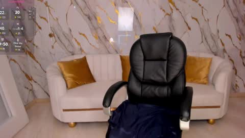 Snapshot of valeriaroldanx chatting on 4, 3, 2025 Valeria online show from 4, 3, 2025