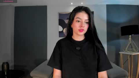 VALERIA ROSSI  online show from 1, 2, 2026