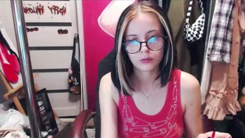 Snapshot of valeriaxkiss chatting on 8, 1, 2025 ValeriaXKiss online show from 8, 1, 2025