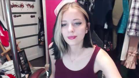 Snapshot of valeriaxkiss chatting on 11, 1, 2025 ValeriaXKiss online show from 11, 1, 2025