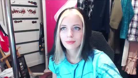 Snapshot of valeriaxkiss chatting on 12, 1, 2025 ValeriaXKiss online show from 12, 1, 2025
