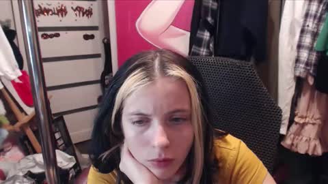 Snapshot of valeriaxkiss chatting on 6, 3, 2025 ValeriaXKiss online show from 6, 3, 2025