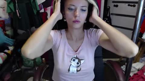 Snapshot of valeriaxkiss chatting on 30, 9, 2025 ValeriaXKiss online show from 30, 9, 2025