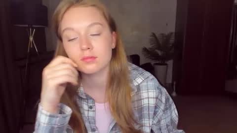 Snapshot of valericherry chatting on 26, 5, 2026 ValeriCherry online show from 26, 5, 2026