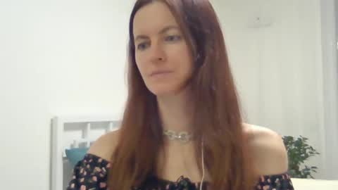 Snapshot of valerie_rose777 chatting on 1, 3, 2025 valerie_rose777 online show from 1, 3, 2025