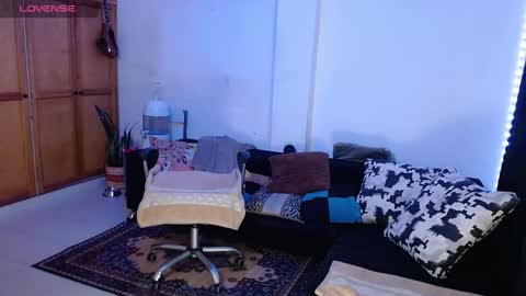 Snapshot of valerie_smile chatting on 27, 1, 2025 Valerie online show from 27, 1, 2025