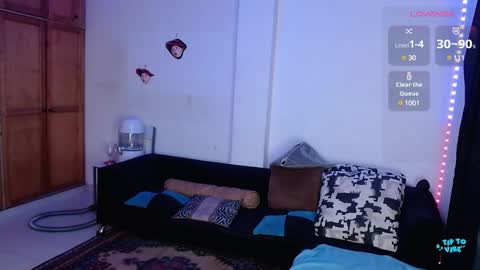 Snapshot of valerie_smile chatting on 23, 2, 2025 Valerie online show from 23, 2, 2025