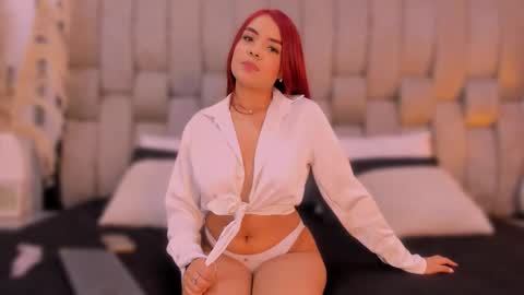 Snapshot of valerierabbit chatting on 8, 11, 2025 valerierabbit online show from 8, 11, 2025