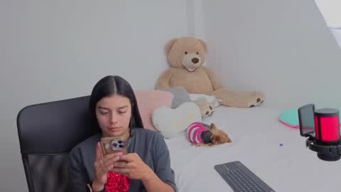 Juli C online show from 1, 3, 2026