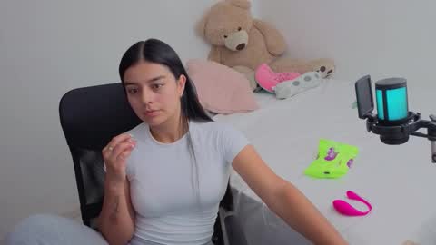 Juli C online show from 25, 3, 2026