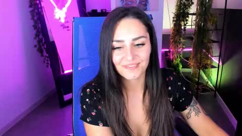 Snapshot of valeriiemills chatting on 15, 9, 2025 Valerie online show from 15, 9, 2025