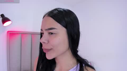 Cris  online show from 5, 11, 2025