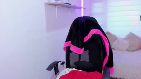 valery_bonnet1 online show from 1, 11, 2025