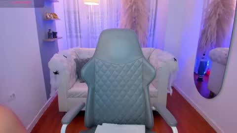 Snapshot of valery_lane chatting on 15, 10, 2025 Valery Lane online show from 15, 10, 2025