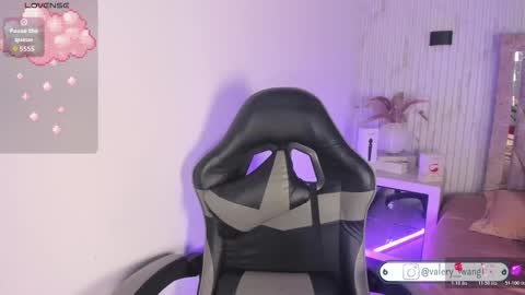 Val online show from 4, 11, 2025