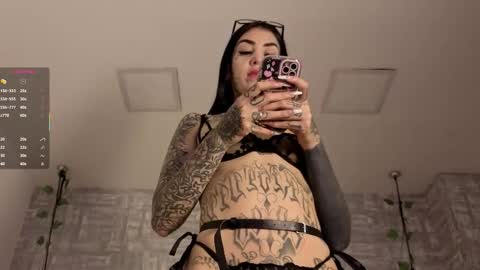 valerykat_ online show from 23, 12, 2025