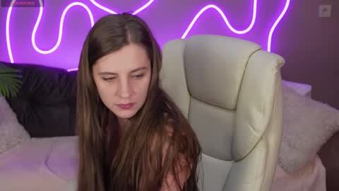 V A L E R Y  M U R online show from 12, 10, 2025