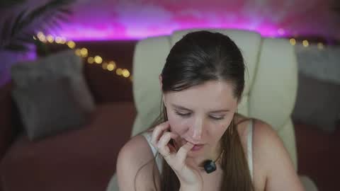 V A L E R Y  M U R online show from 3, 4, 2026