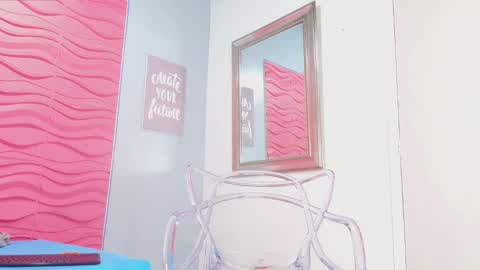 Snapshot of valerynbrown chatting on 8, 12, 2024 valery online show from 8, 12, 2024