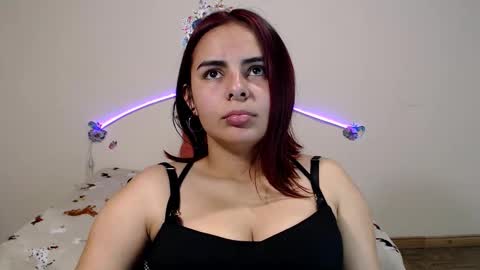 Angelyxs online show from 7, 11, 2025