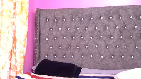 Snapshot of valestra_seraphyne chatting on 19, 9, 2025 valestra online show from 19, 9, 2025