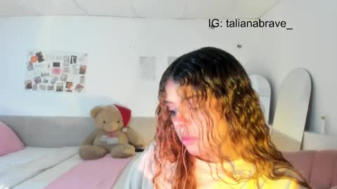 Snapshot of valientegirl_ chatting on 30, 9, 2025 VALIENTE online show from 30, 9, 2025