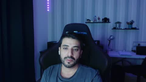 Roberto Carlos online show from 12, 10, 2025