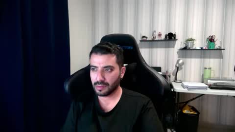 Roberto Carlos online show from 24, 10, 2025