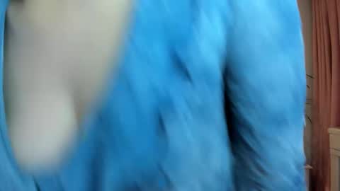 Macarena online show from 14, 9, 2025