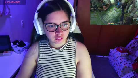 Im Violet online show from 12, 12, 2024