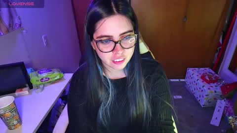 Im Violet online show from 23, 12, 2024