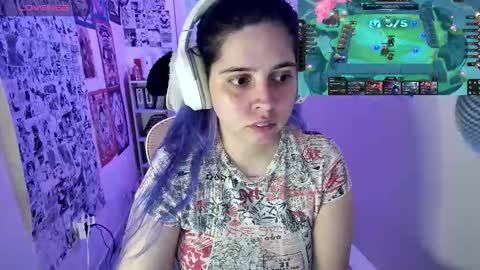 Im Violet online show from 11, 11, 2025