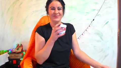 Snapshot of valysexybarbie chatting on 4, 1, 2025 valentina online show from 4, 1, 2025
