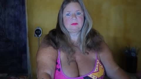 Snapshot of vampwoman chatting on 8, 6, 2026 vampwoman online show from 8, 6, 2026