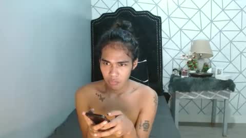 Snapshot of vampy_ebony_laxine chatting on 16, 5, 2026 vampy_ebony_laxine online show from 16, 5, 2026
