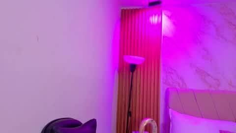 vane_coral online show from 6, 2, 2026