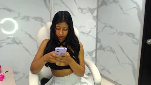 Snapshot of vanelin18 chatting on 10, 1, 2025 Vane online show from 10, 1, 2025