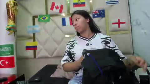 Snapshot of vanelin18 chatting on 3, 7, 2026 Vane online show from 3, 7, 2026