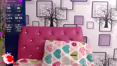 Snapshot of vanesa_19_ chatting on 9, 9, 2025 VANESA online show from 9, 9, 2025