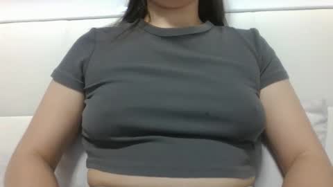 Snapshot of vanesajewel chatting on 29, 10, 2025 VanesaJewel online show from 29, 10, 2025